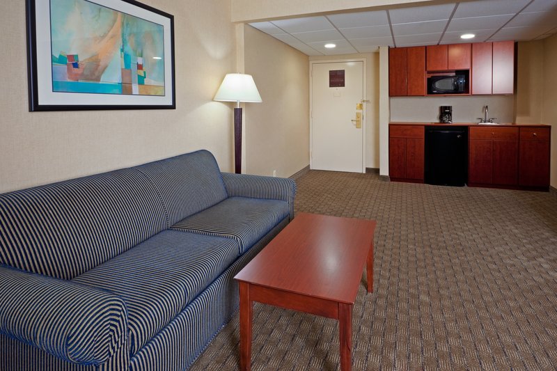 Holiday Inn Express RAMSEY-MAHWAH - Ramsey, NJ