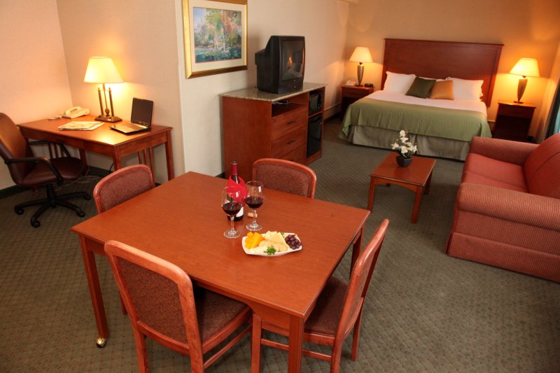 Holiday Inn Peoria-City Centre - Peoria, IL