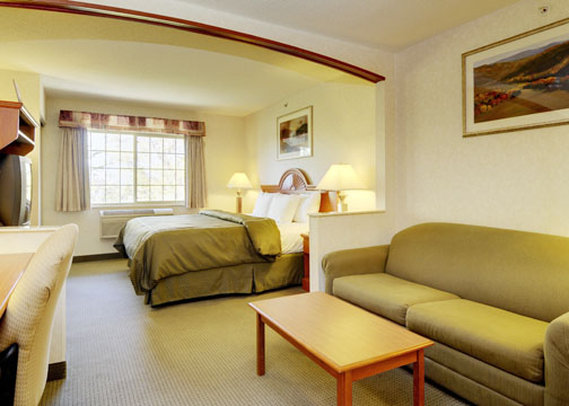 Comfort Suites