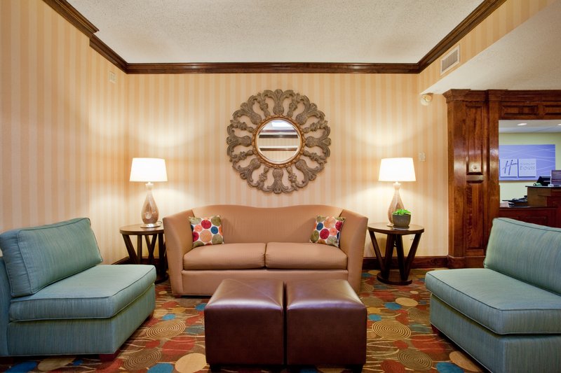 HOLIDAY INN EXPRESS - Danville, VA