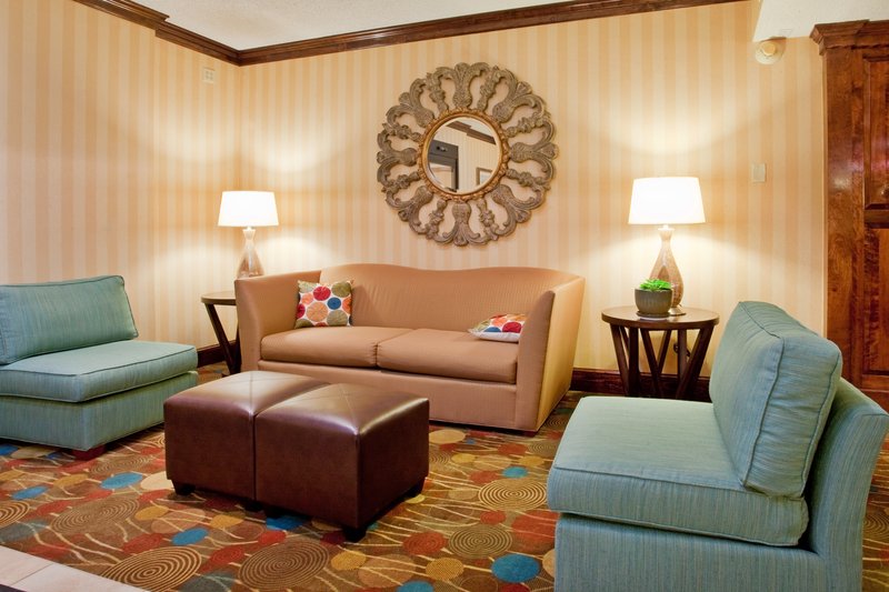 HOLIDAY INN EXPRESS - Danville, VA