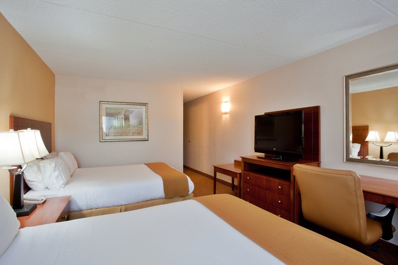 HOLIDAY INN EXPRESS - Danville, VA