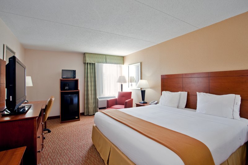 HOLIDAY INN EXPRESS - Danville, VA