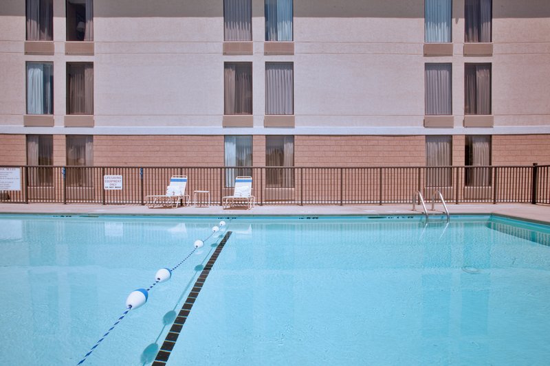 HOLIDAY INN EXPRESS - Danville, VA