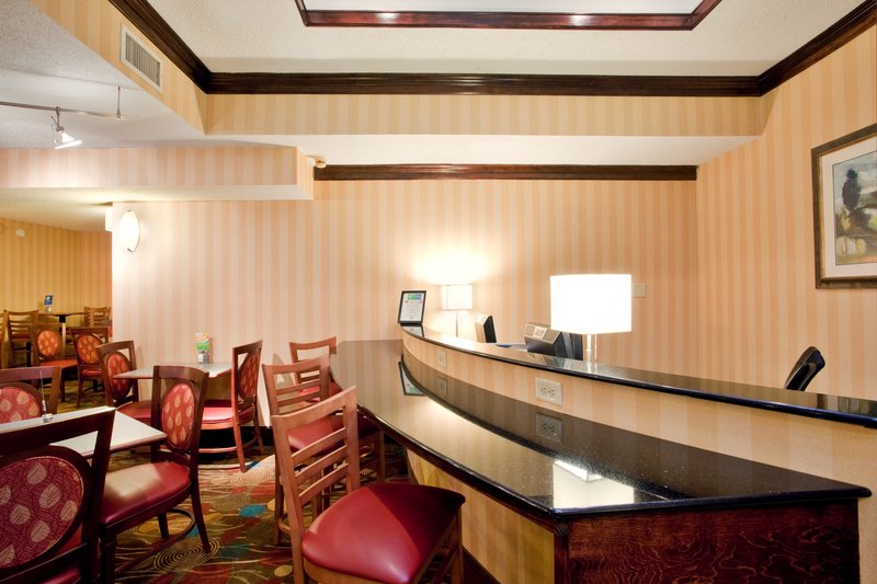 HOLIDAY INN EXPRESS - Danville, VA