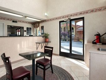 TRAVELODGE-CASINO/OUTLET MALL - Banning, CA