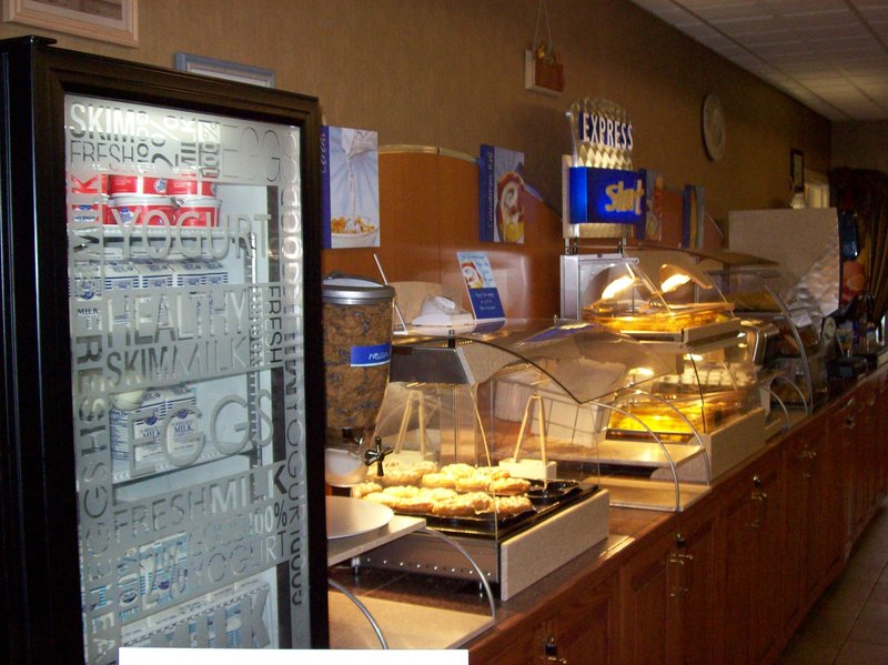 Holiday Inn Express PLYMOUTH - Kelford, NC