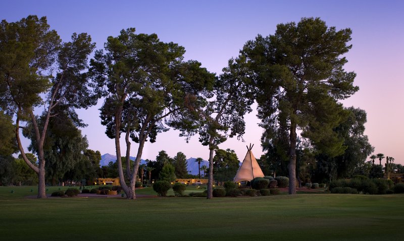 Red's Bar & Grill At The Wigwam Resort - Litchfield Park, AZ