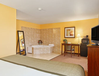 Baymont Inn & Suites Iowa City / Coralville - Coralville, IA