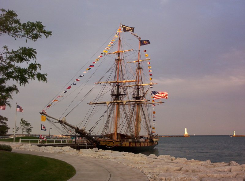 Holiday Inn HARBORVIEW - PORT WASHINGTON - Port Washington, WI