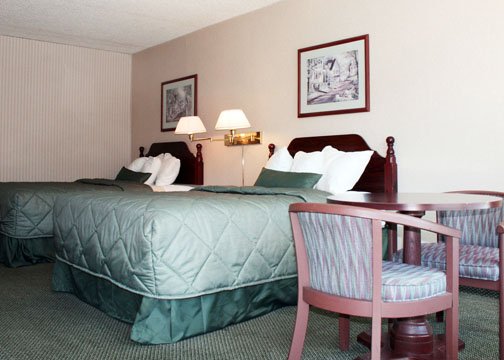 Econo Lodge - Carlisle, PA