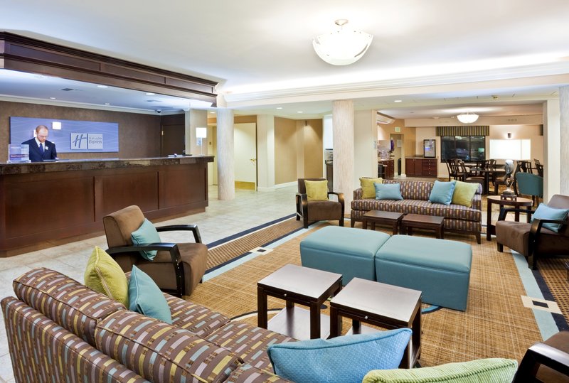 Holiday Inn Express & Suites PUYALLUP (TACOMA AREA) - Puyallup, WA