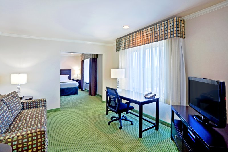Holiday Inn Express - Puyallup, WA