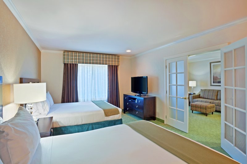 Holiday Inn Express - Puyallup, WA