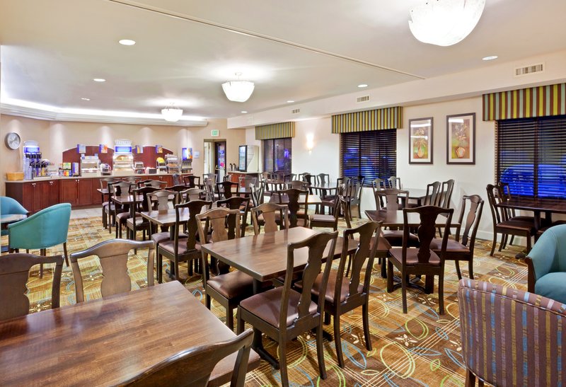 Holiday Inn Express - Puyallup, WA