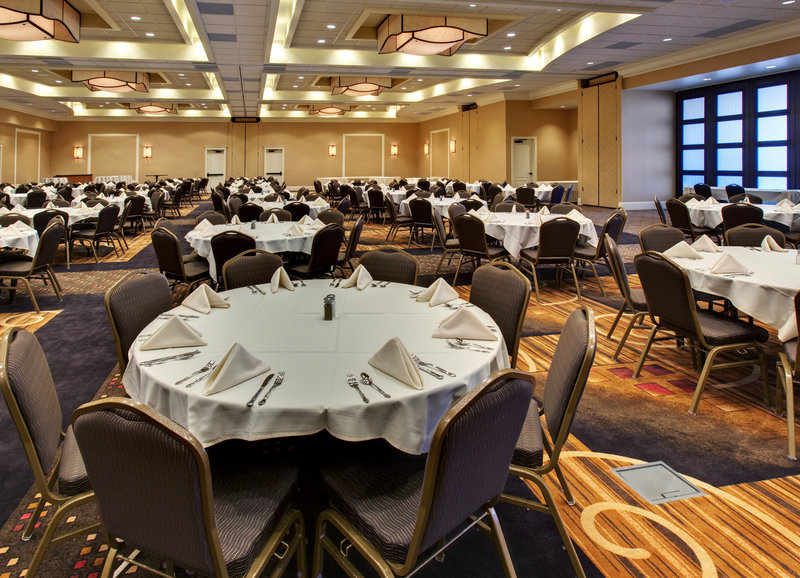 Holiday Inn Express & Suites ABERDEEN - Frederick, SD
