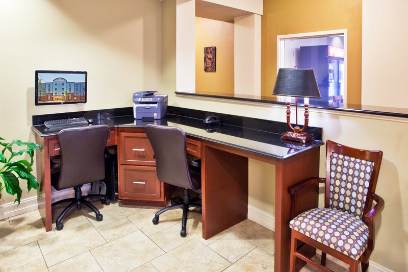 Candlewood Suites ATHENS - Bogart, GA