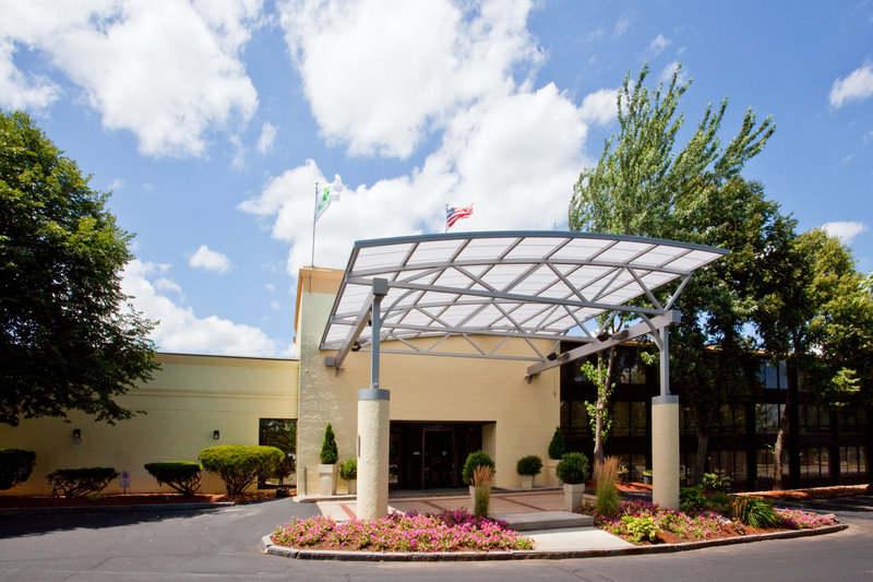 Holiday Inn Hotel & Suites NASHUA - Nashua, NH