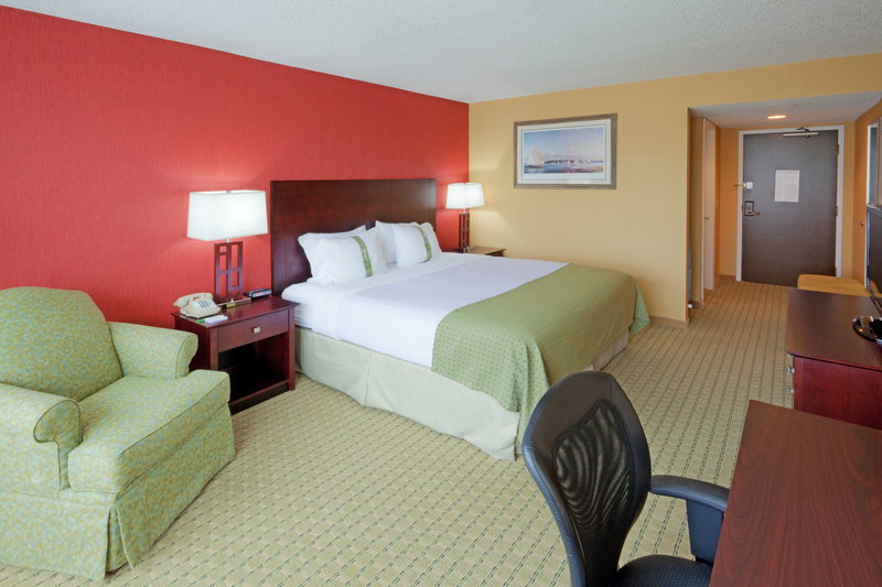 Holiday Inn Hotel & Suites NASHUA - Nashua, NH