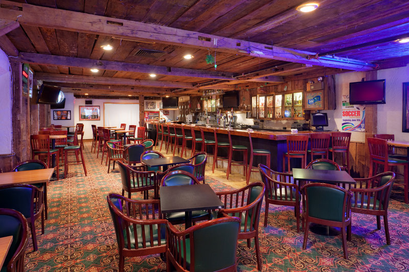 Holiday Inn Hotel & Suites NASHUA - Nashua, NH