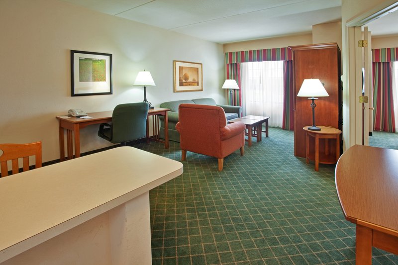 Staybridge Suites AURORA/NAPERVILLE - Aurora, IL