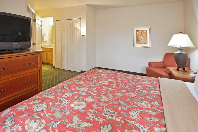 Staybridge Suites AURORA/NAPERVILLE - Aurora, IL