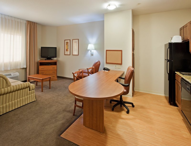 Candlewood Suites TURLOCK - Turlock, CA
