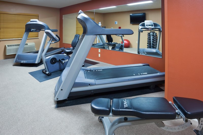HOLIDAY INN EXPRESS-DEFOREST - De Forest, WI