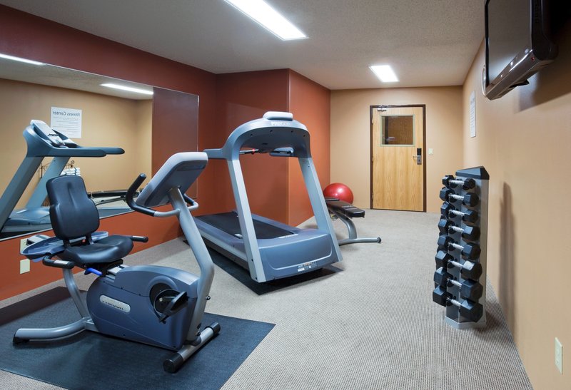 HOLIDAY INN EXPRESS-DEFOREST - De Forest, WI