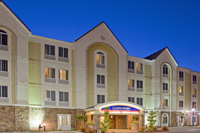 Candlewood Suites SANTA MARIA - Santa Maria, CA