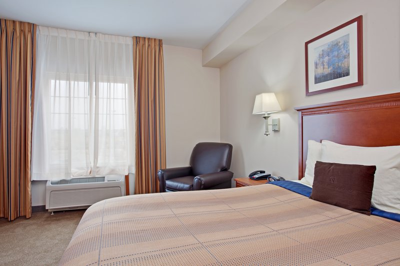 Candlewood Suites SANTA MARIA - Santa Maria, CA