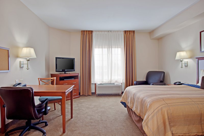 Candlewood Suites SANTA MARIA - Santa Maria, CA