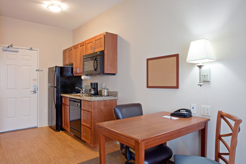 Candlewood Suites SANTA MARIA - Santa Maria, CA