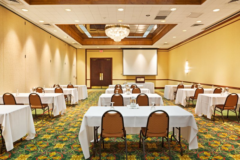 Crowne Plaza HICKORY - Hickory, NC