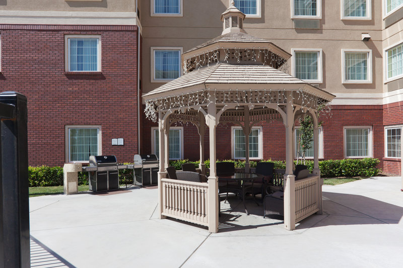 Staybridge Suites SACRAMENTO AIRPORT NATOMAS - Sacramento, CA