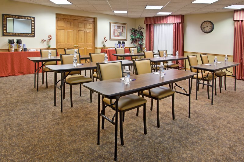 Holiday Inn Express MURRYSVILLE-DELMONT - Mount Pleasant, PA