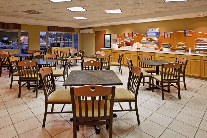 Holiday Inn Express MURRYSVILLE-DELMONT - Mount Pleasant, PA