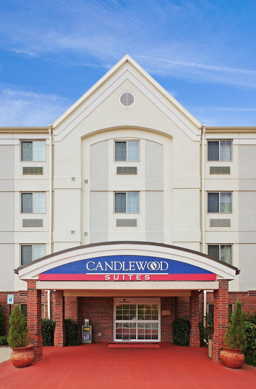 CANDLEWOOD SUITES - Little Rock, AR