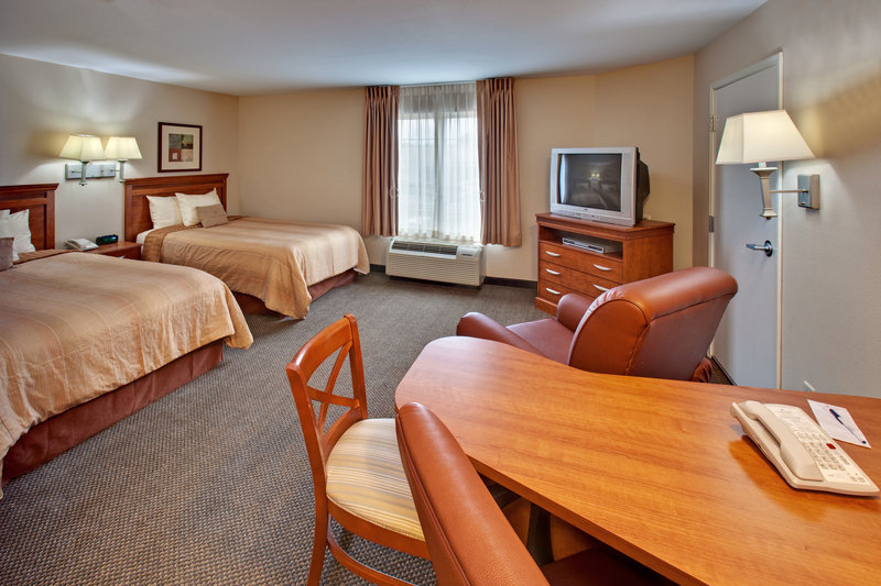 Candlewood Suites Lincoln - Lincoln, NE