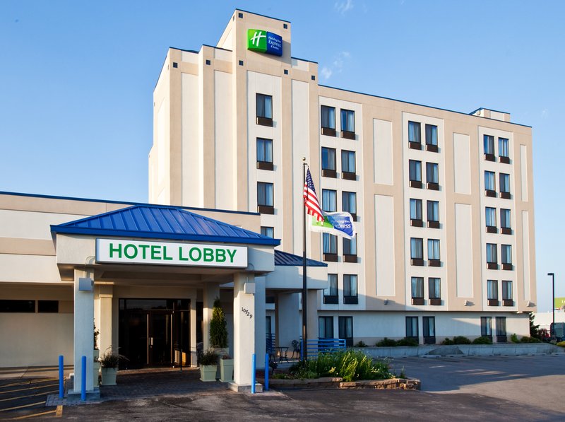 HOLIDAY INN EXPRESS-SOUTHWEST - Omaha, NE