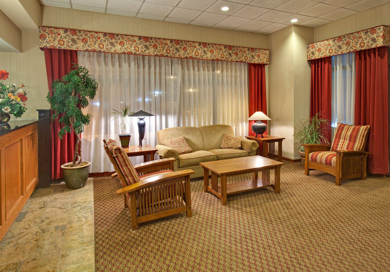 HOLIDAY INN EXPRESS-SOUTHWEST - Omaha, NE