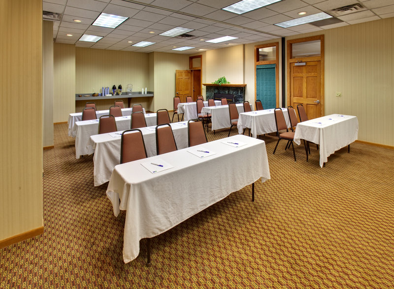 Holiday Inn Express - Omaha, NE