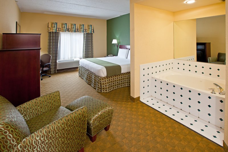 Holiday Inn Express MOREHEAD - Morehead, KY