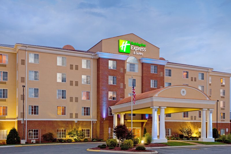 Holiday Inn Express Hotel & Suites Petersburg-Fort Lee - Petersburg, VA
