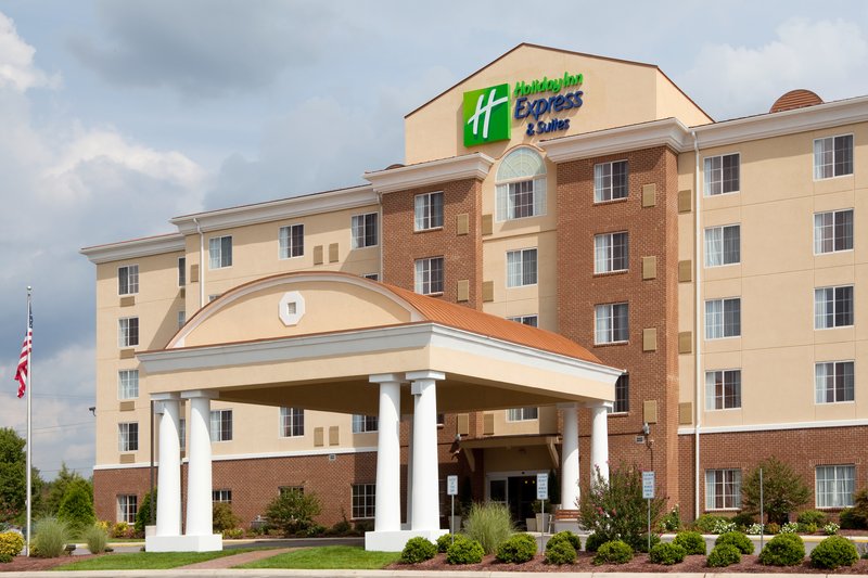Holiday Inn Express Hotel & Suites Petersburg-Fort Lee - Petersburg, VA