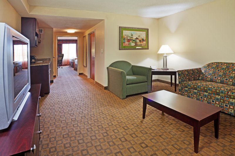 Holiday Inn Express Hotel & Suites Petersburg-Fort Lee - Petersburg, VA