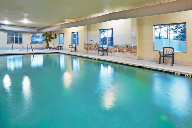 Holiday Inn Express Hotel & Suites Petersburg-Fort Lee - Petersburg, VA