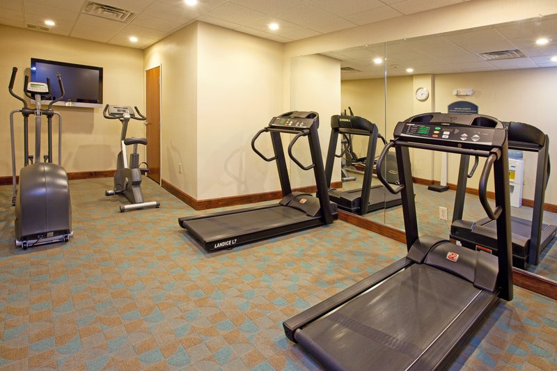 Holiday Inn Express Hotel & Suites Petersburg-Fort Lee - Petersburg, VA