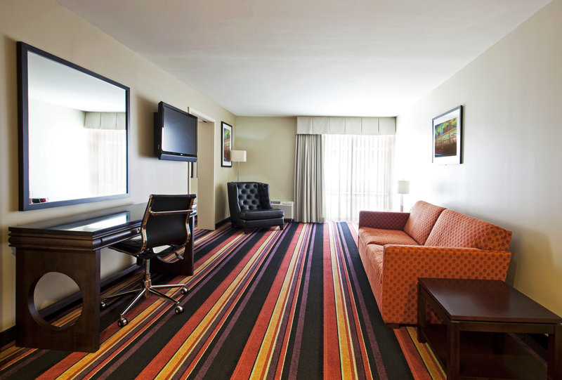 Crowne Plaza NEW ORLEANS-AIRPORT - Kenner, LA