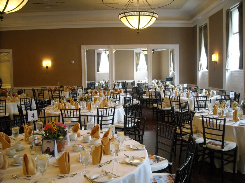 Tidewater Inn - Easton, MD